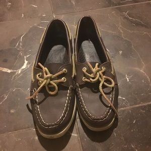 Sperry boat shoes